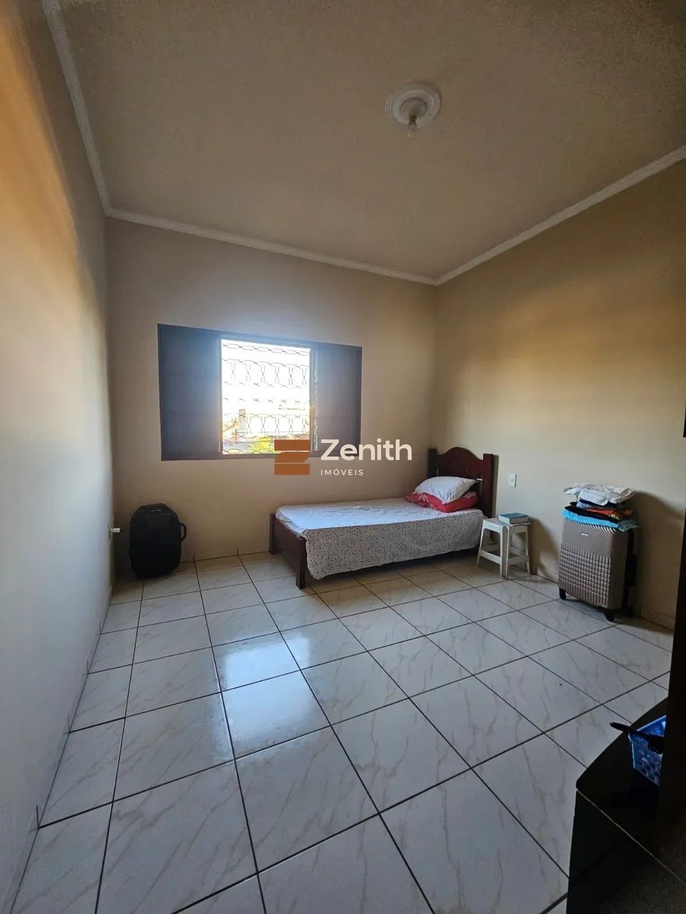OPORTUNIDADE- UM APARTAMENTO + UMA CASA + PONTO COMERCIAL - Foto 4