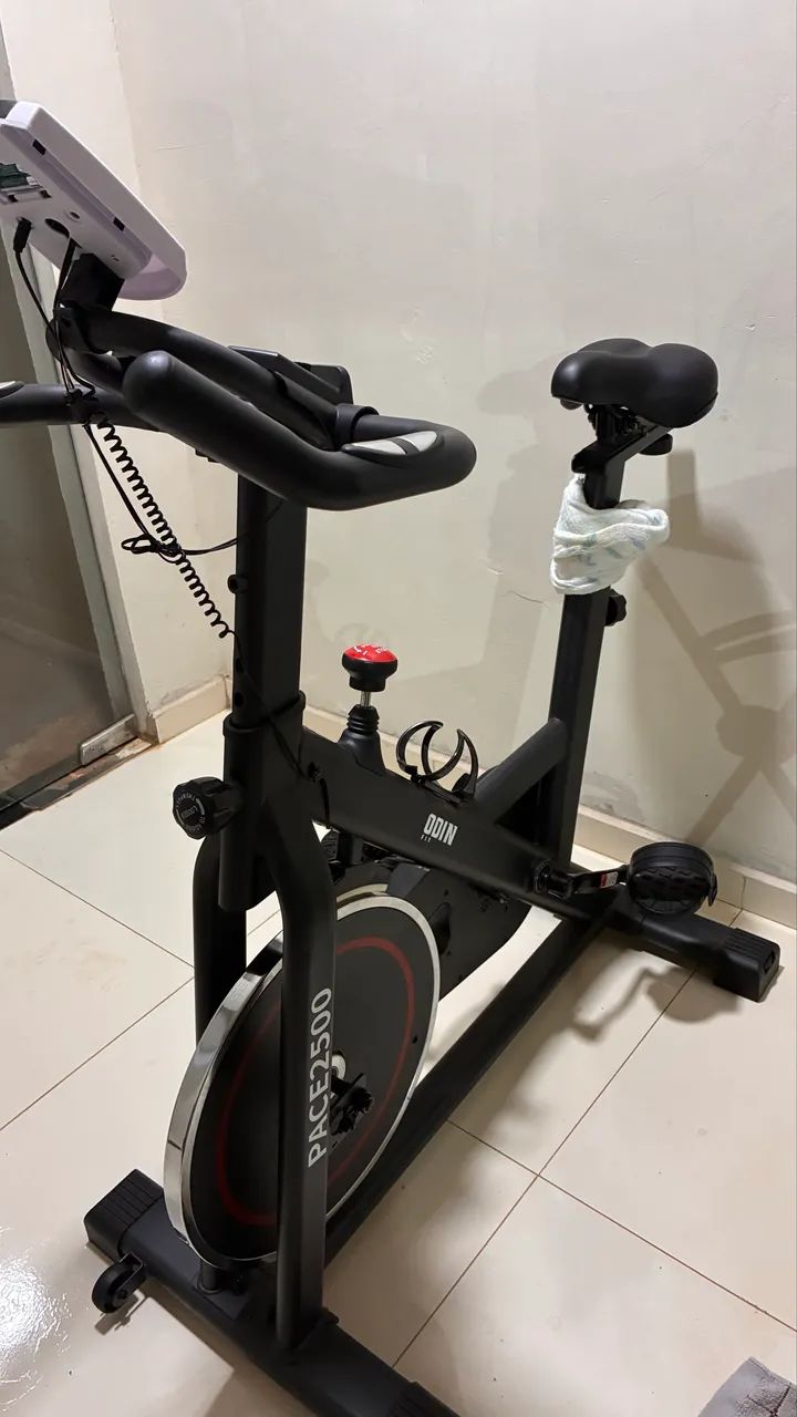 Vendo Bicicleta Ergométrica Odin PACE 2500 - Foto 4