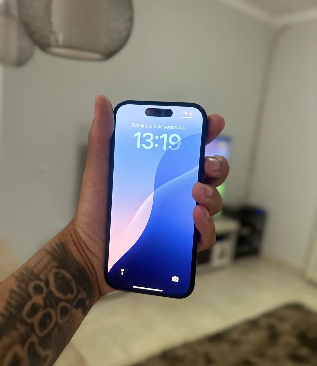 iPhone 15 black 128 GB  - Foto 4