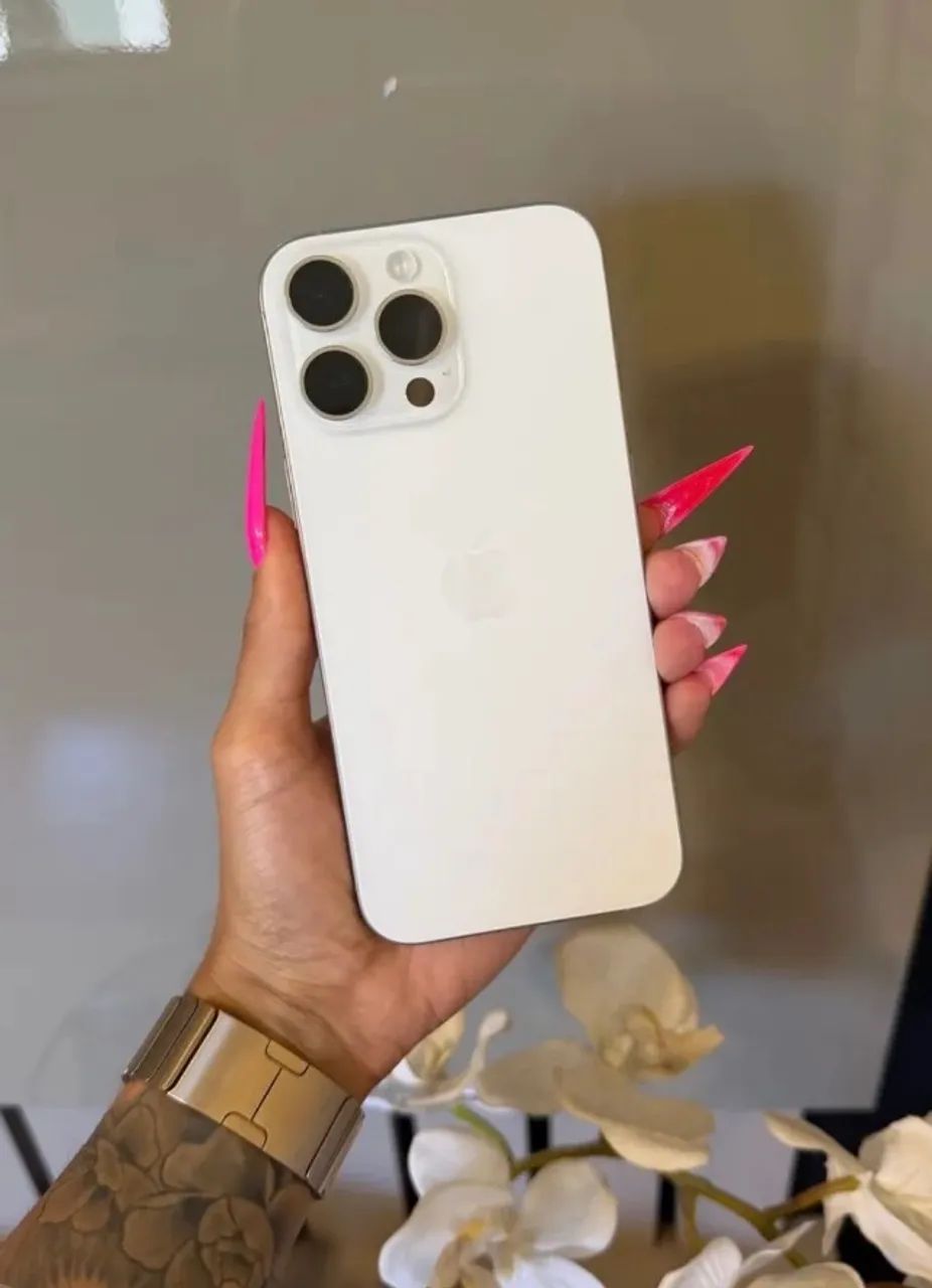 Celular IPhone 16 pro Max