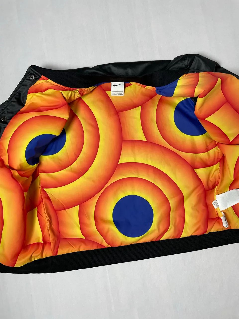 Jaqueta Nike x Space Jam 2  - Foto 2
