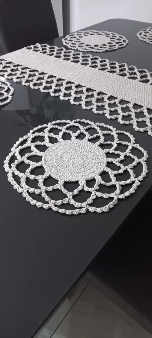 Toalha de mesa em crochê/ Sousplat em crochê/ Jogo americano em crochê  - Foto 4