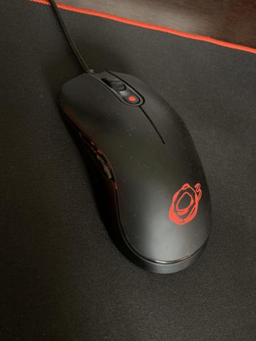 Periféricos gamer, teclado, mouse e mousepad