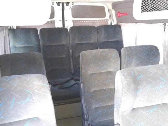 Van Renault Master Executiva 16 lugares - Foto 6