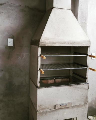 Churrasqueiras pre moldada grande comum 80x50