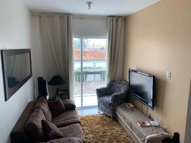 Apartamento mobiliado e decorado com excelente localização - Foto 3