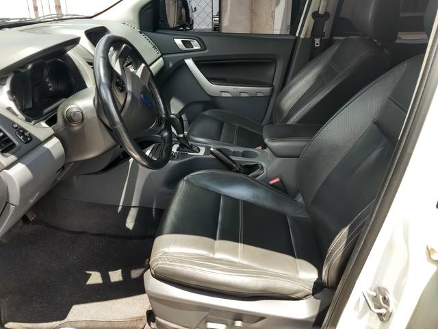 Vendo Ford Ranger Limited 3.2 5 cilindros 200 CV - Foto 5