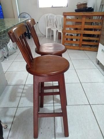Banquetas em madeira - Foto 2