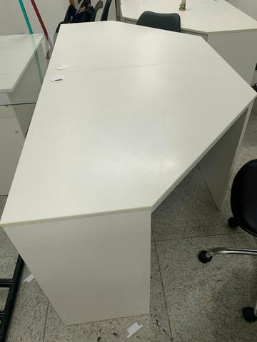Mesas pra escritorio e suporte de tv