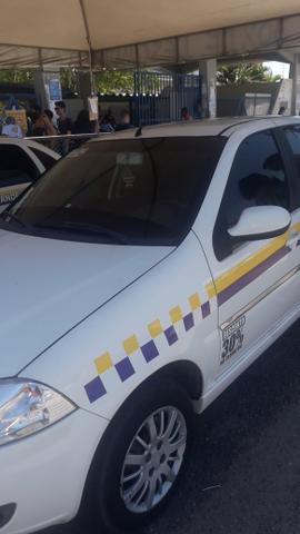 Vendo Siena,carro de procedência - Foto 10