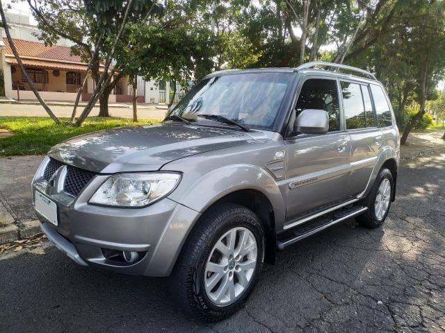 Vendo Pajero Tr4 4X4 2102/13 automática - Foto 2