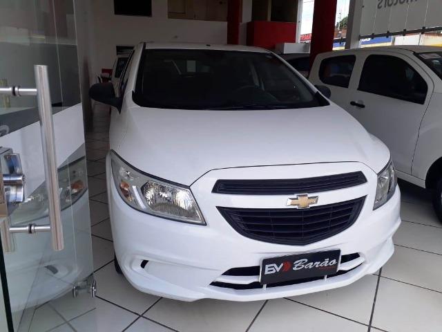 Onix joy 1.0 2017/2018 branco completo