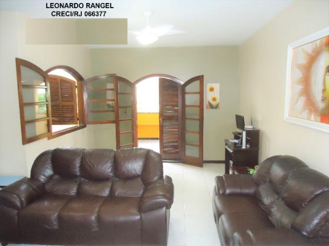 Casa Triplex Colonial linda, recém reformada. Centro do Vilar dos Teles - Foto 2