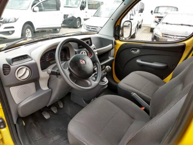 Fiat Doblo Cargo 1.4 com porta lateral 2011 - Foto 6