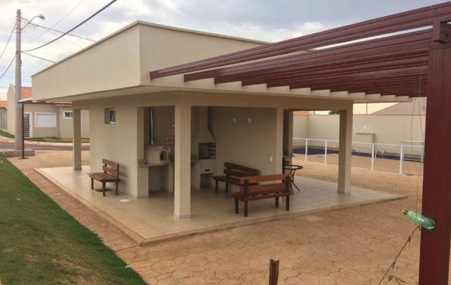 Casa para alugar no condomínio Vida Bela na Rodovia GO-070. Opção Sem Fiador e sem Caução!