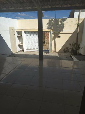 Aluga-se casa na Guaiuba - Foto 2