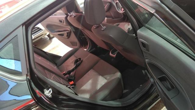 Ford Fiesta 1.5 16V 2014 - Foto 12