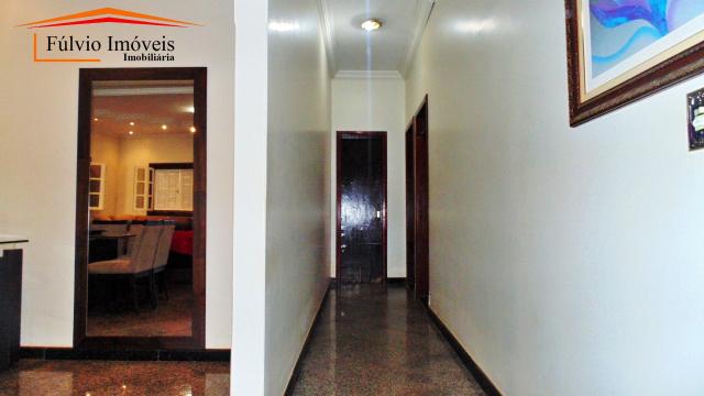 Exuberante casa térrea de alto padrão, com fino acabamento, toda na laje e porcelanato, na - Foto 14