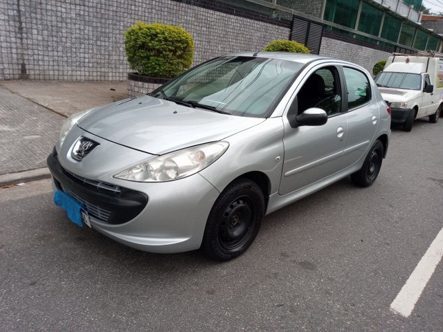 PEUGEOT 207 1.4 XR COMPLETO * LEIA O ANUNCIO 