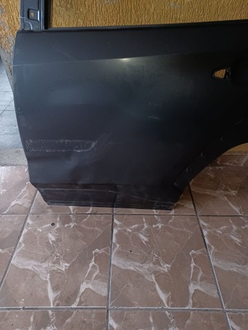 Porta traseira esquerda Toyota Rav4 2020 (pra recuperar) - Foto 2