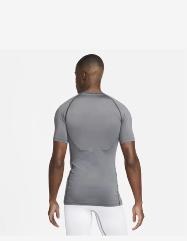 Camiseta Nike Pro Masculina Compressão - Foto 4