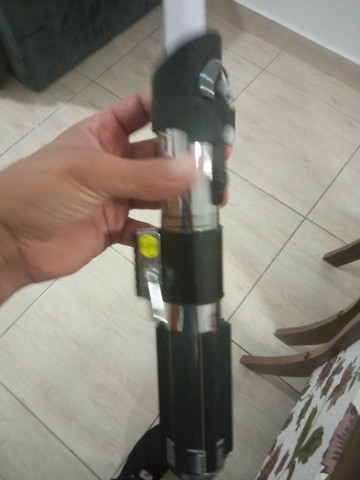 DARTH VADER FORCE FX LIGHTSABER COLLECTIBLE - Foto 5