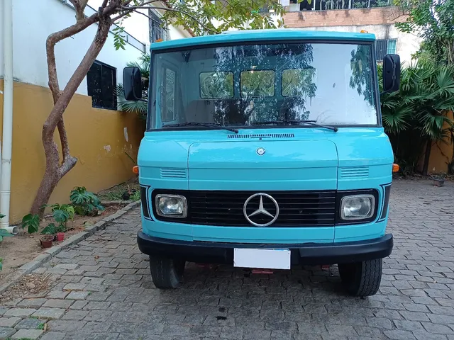 Mercedes Benz 608-E "Muito Nova"