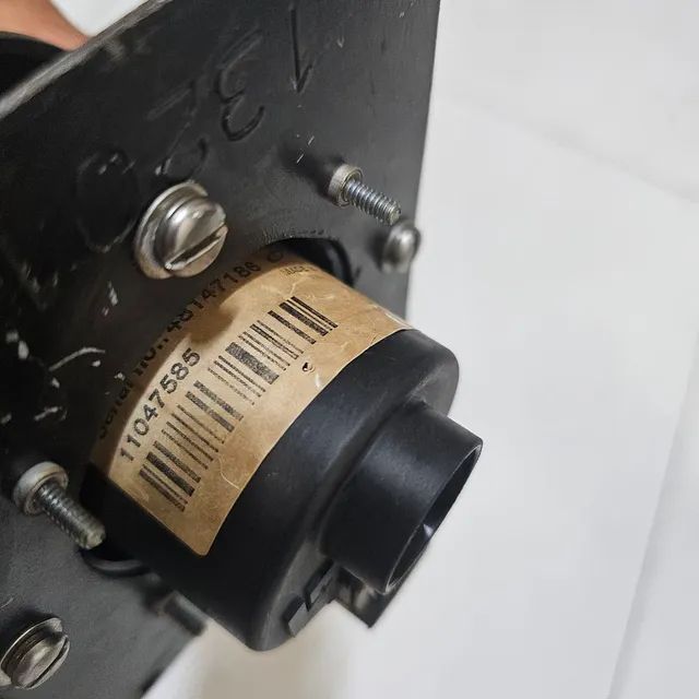 Equipamentos escavadeira carregadeira joystick danfoss 11047585 - Foto 6