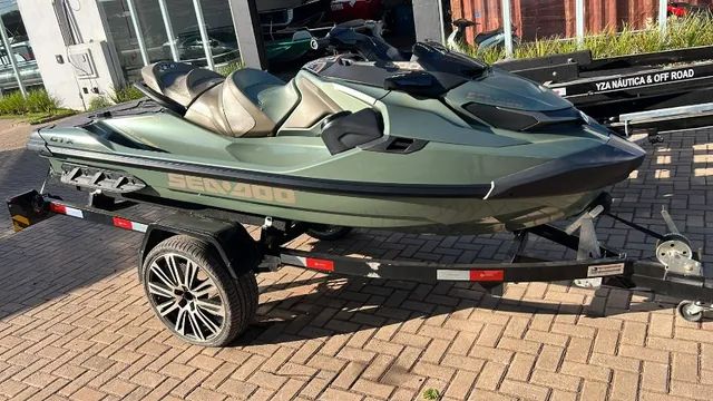 Jet ski Seadoo GTX Limited 300