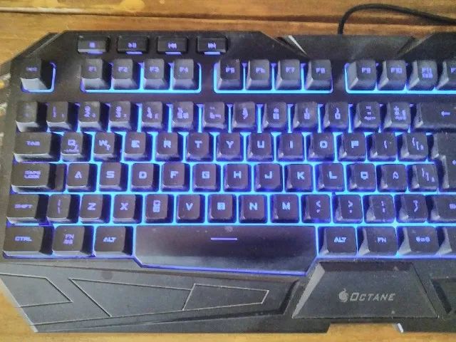 Teclado Octane (defeito)