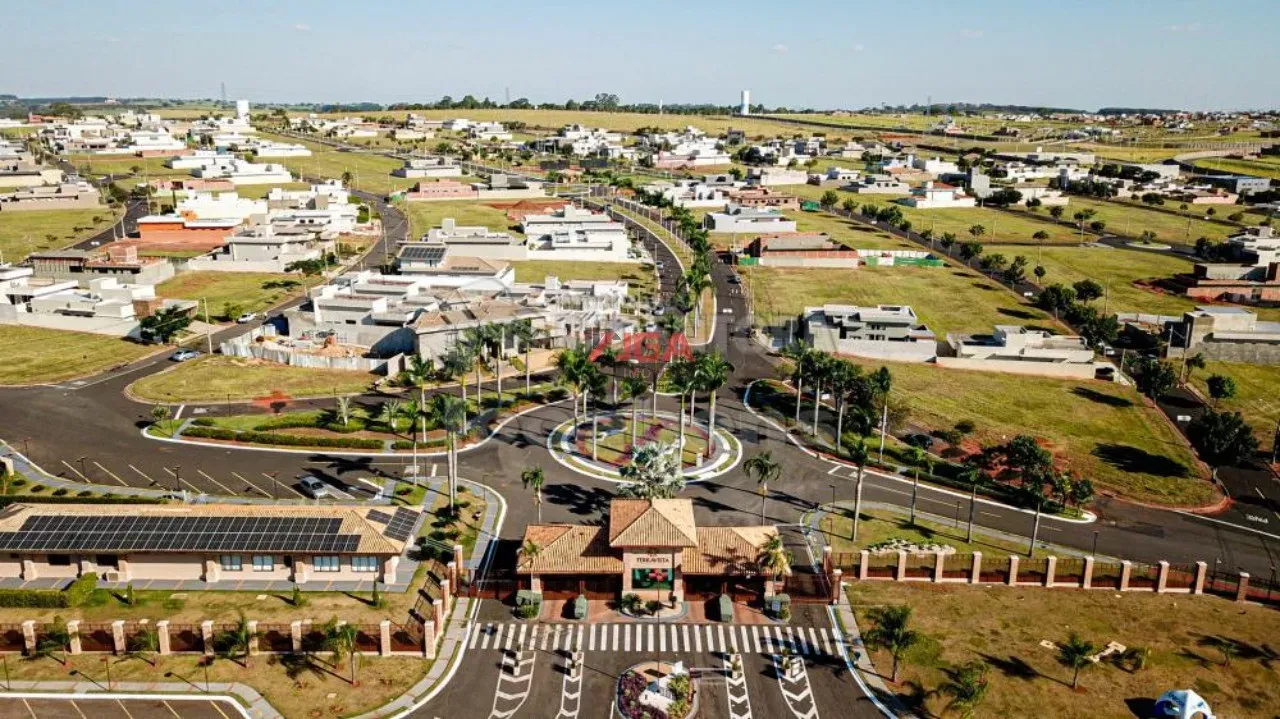 Terreno em Condomínio à Venda em Hortolândia-SP, Parque Olívio Franceschini - 279m² de Áre