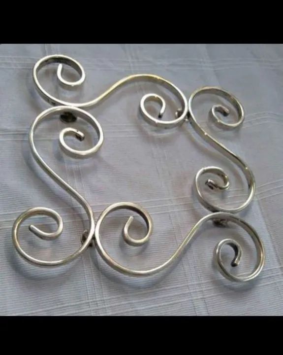 Descanso de panela e travessa prata