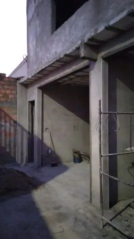 PEDREIRO DISPONÍVEL 