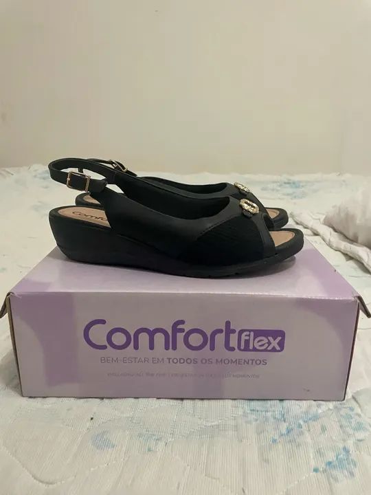 Sandália Comfortflex tamanho 37 nova  - Foto 5