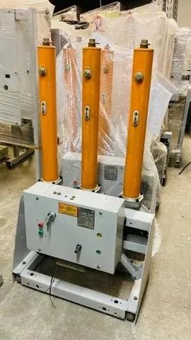 Disjuntor M T Motorizado Beghim 630 A P L 15 C
