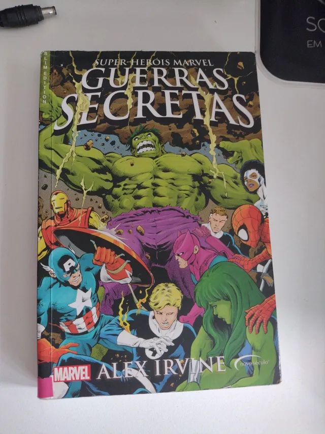Livro Super heróis Marvel guerras secretas