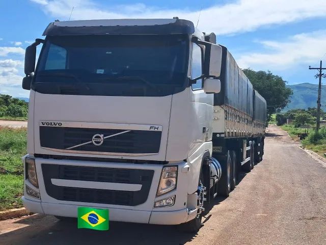 Vendo Volvo FH 440 2010 automático engatado no bi trem Randon - Foto 4