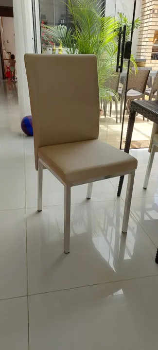 Conjunto de cadeiras de sala de jantar