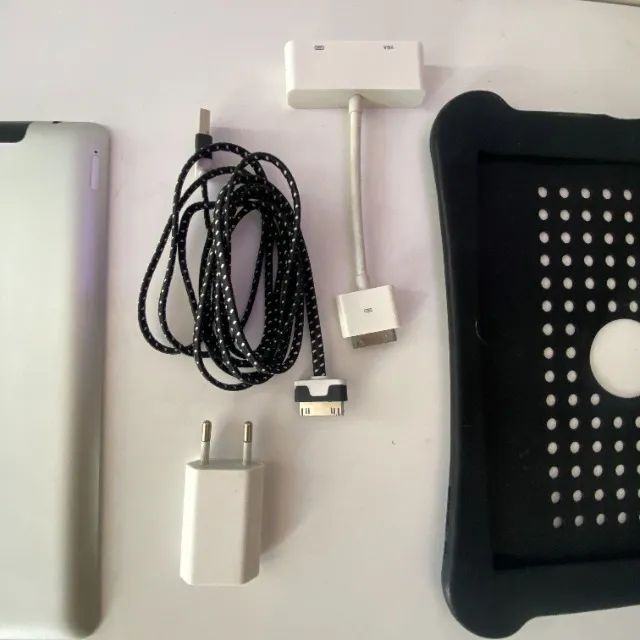 C187 Ipad usado Modelo a1396 com 16gb funcionando brinde duas capas, cabo, carregador - Foto 5