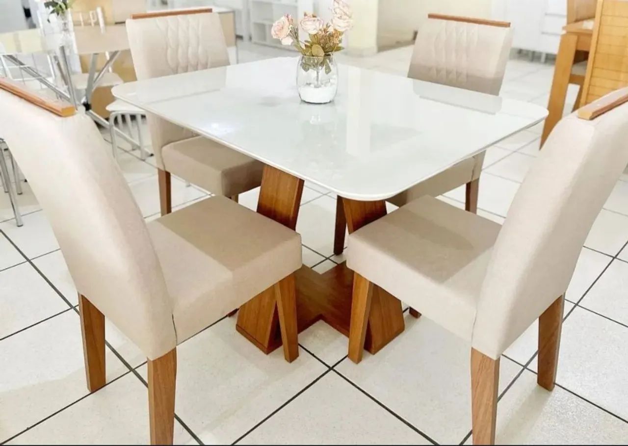 Mesa de Jantar Elegante com 4 cadeiras lara 