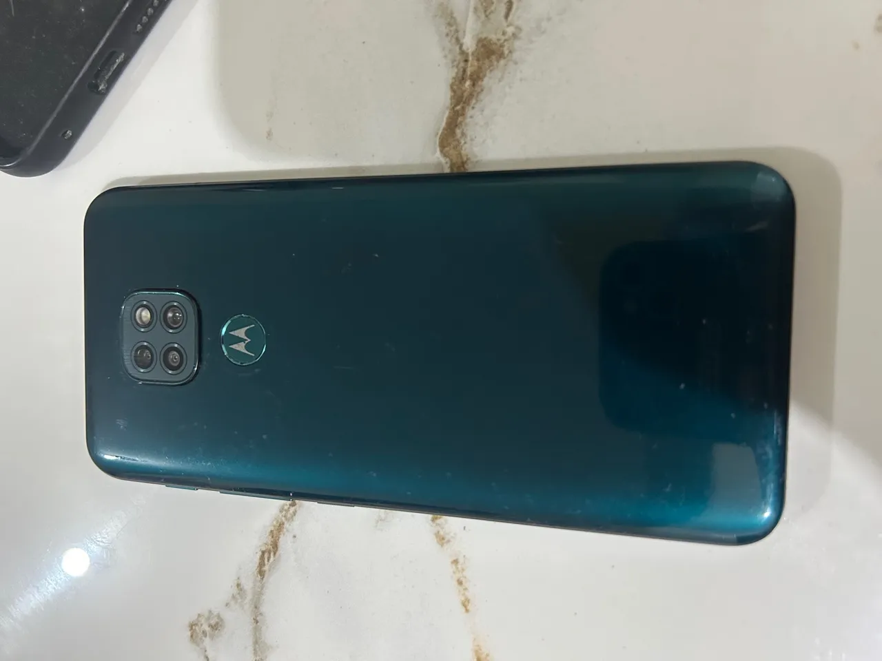 Moto g 9 play tela quebrou mas funciona normalmente