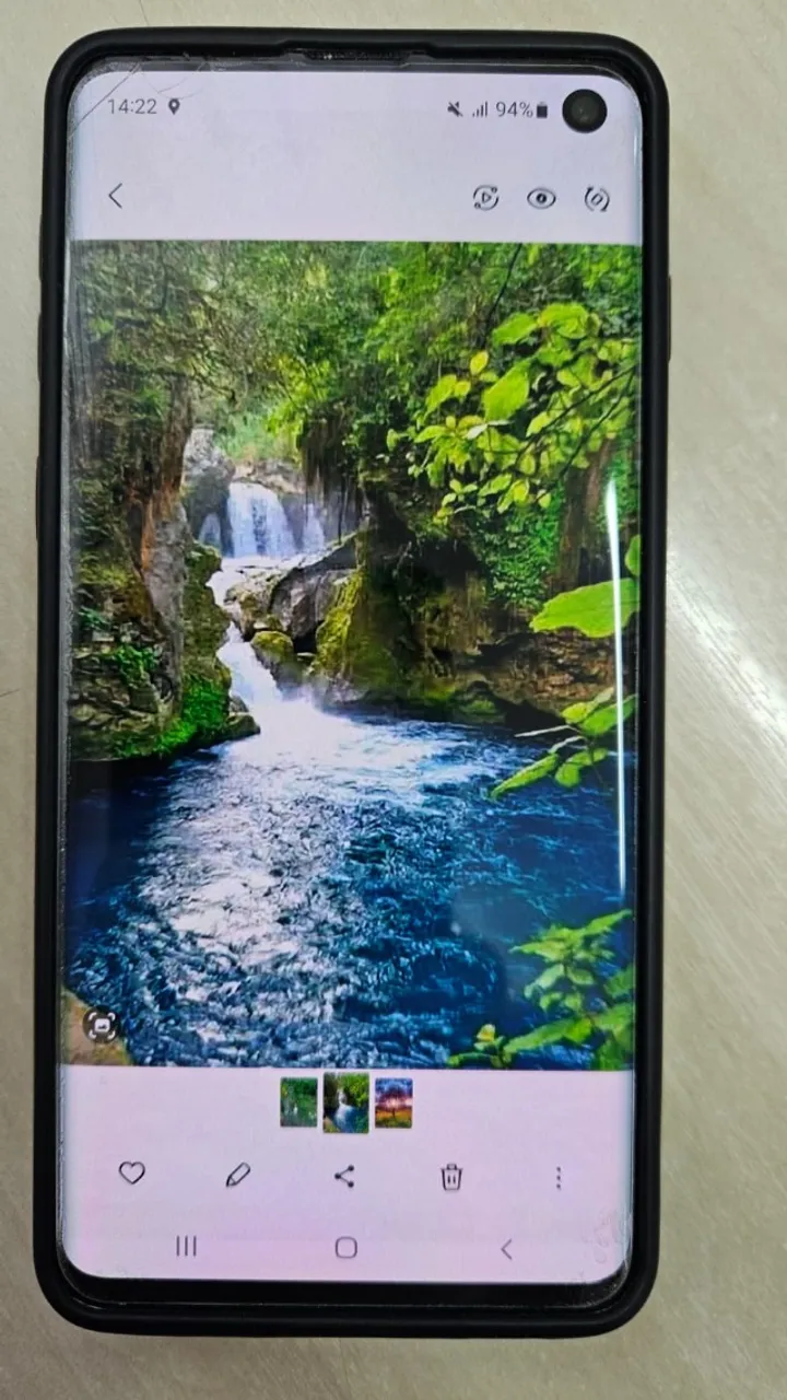 Samsung S10 em muito bom estado geral