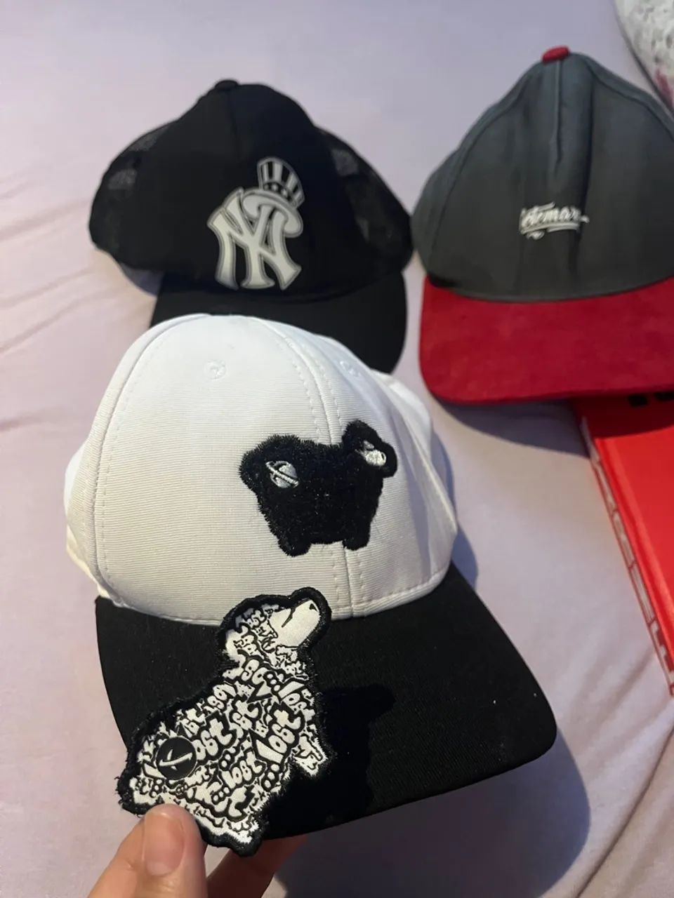 4 bonés para vender 3 originais 1 primeira linha  - Foto 3