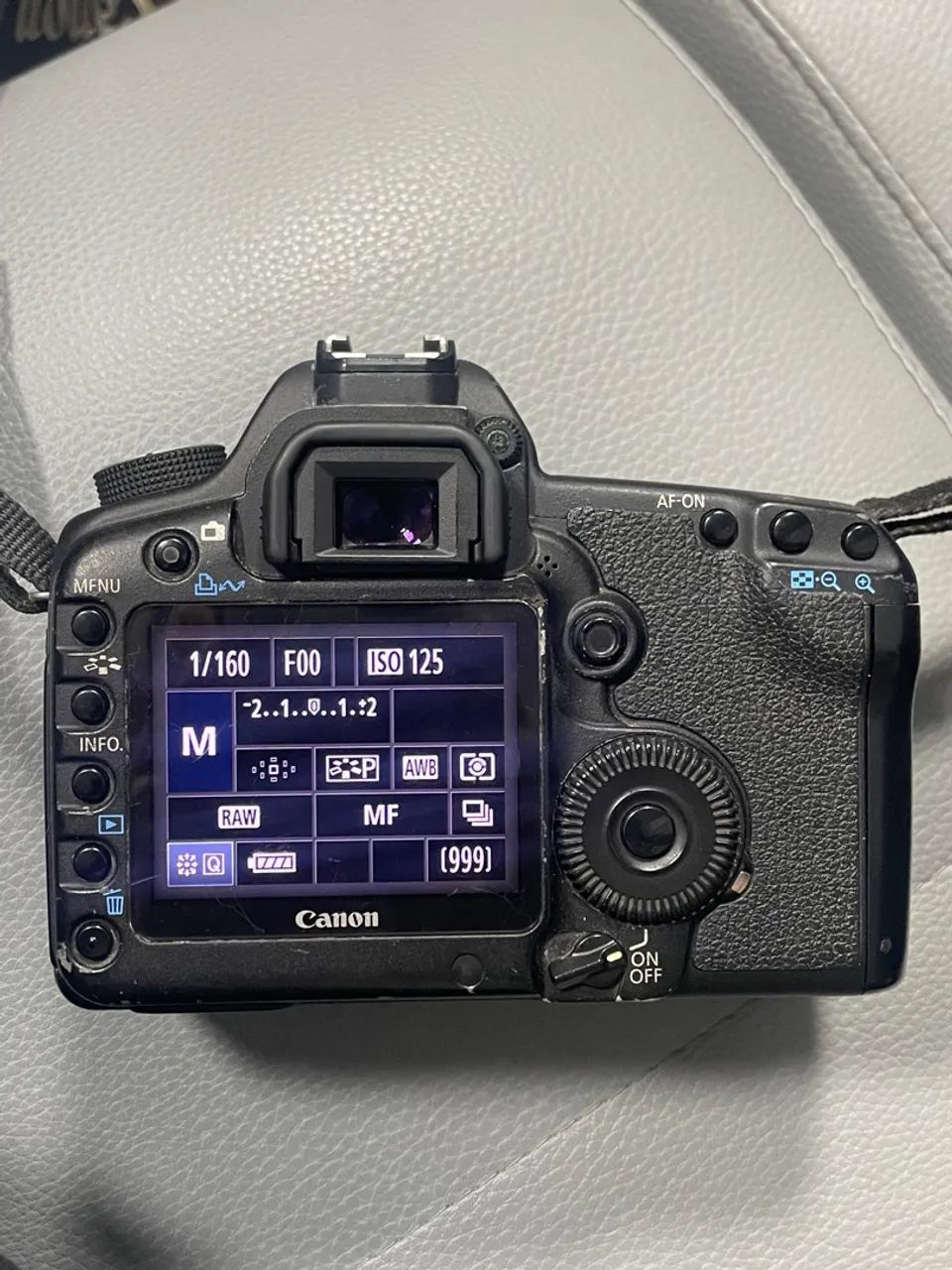 Canon 5D Mark II (Corpo) - Foto 2