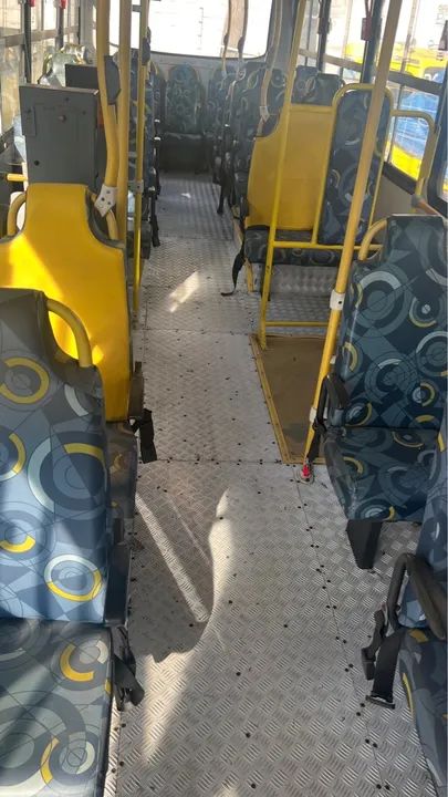 Ônibus 2011/ 2012 0f 1418 Mercedes curto - Foto 7