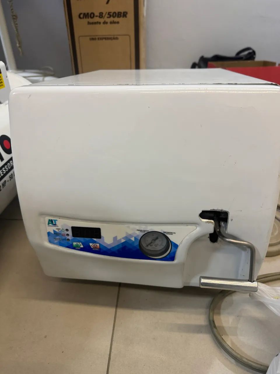 Consultório odontológico completo. (Cadeira, autoclave e compressor) - Foto 4