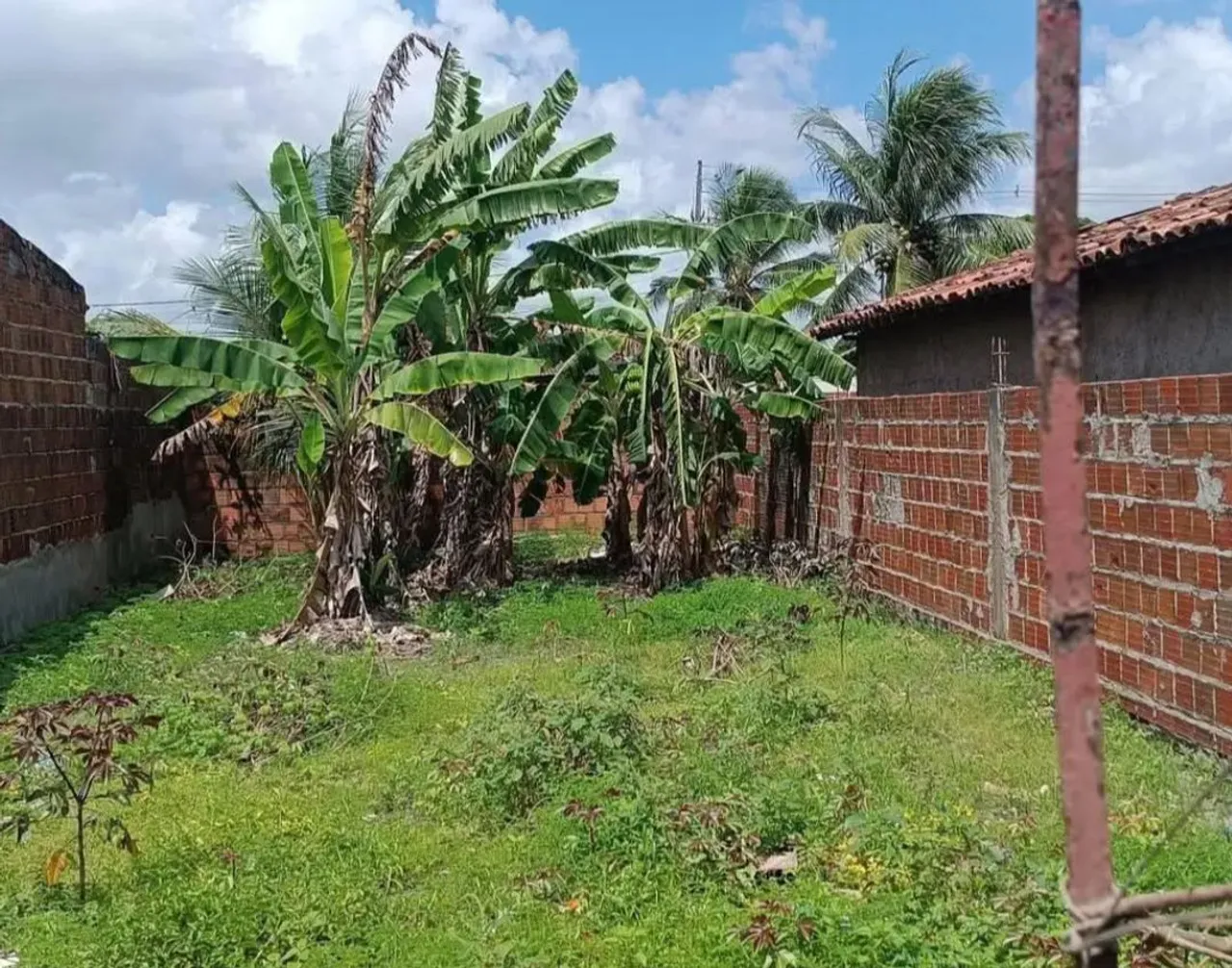 Vende-se terreno em Marcos Moura