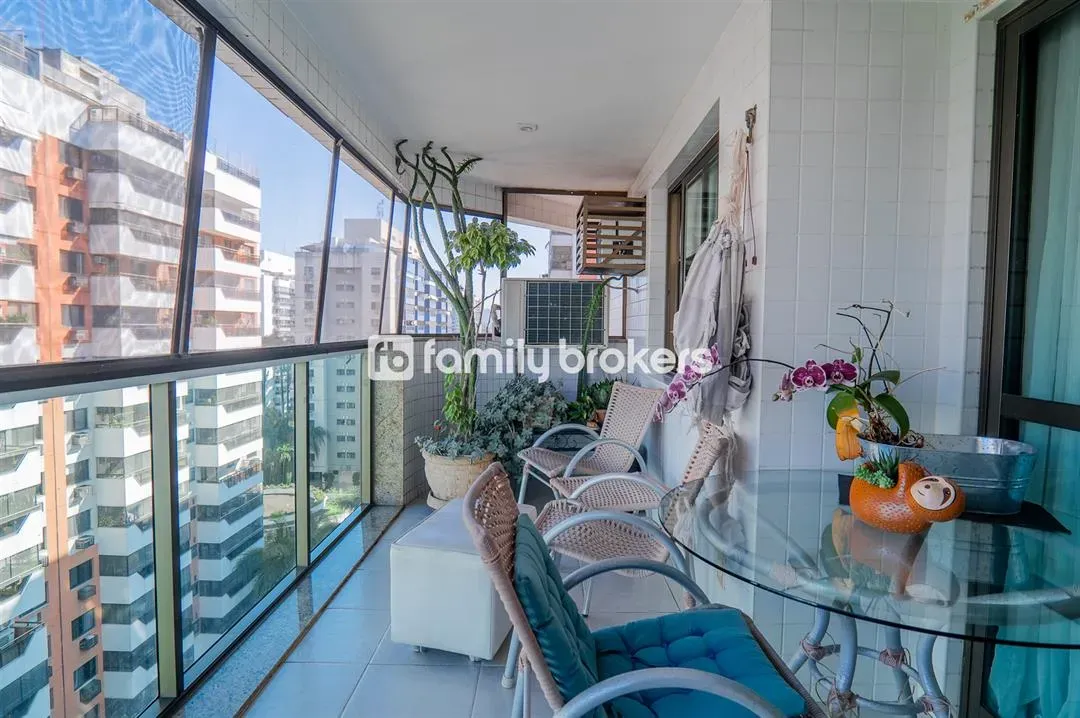 CONDOMÍNIO RIO 2: APARTAMENTO DE 3 QUARTOS E 140m² À VENDA NA BARRA OLÍMPICA