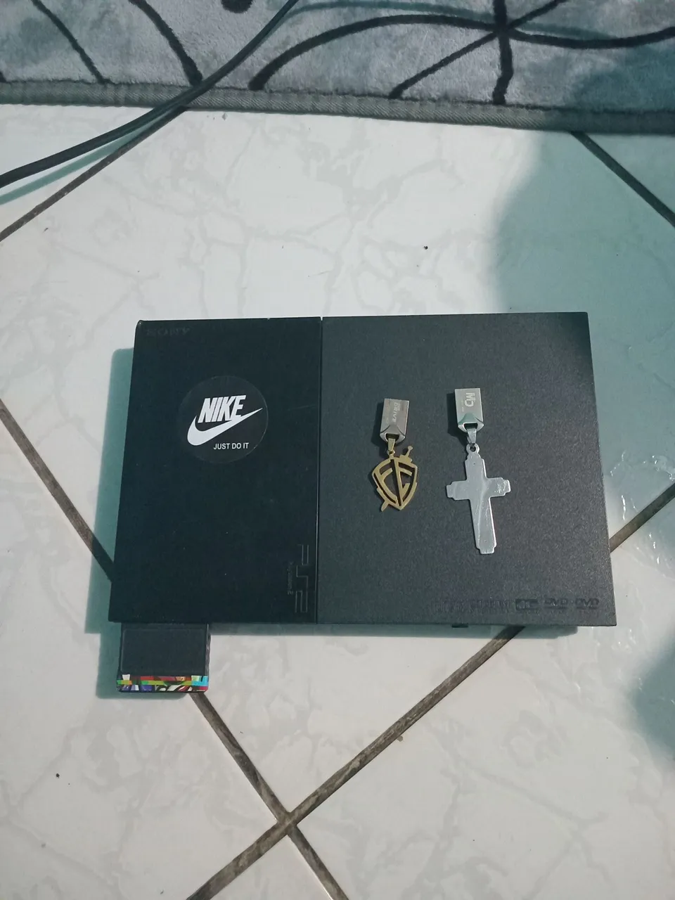 Playstation 2 (PS2) com Pendrives