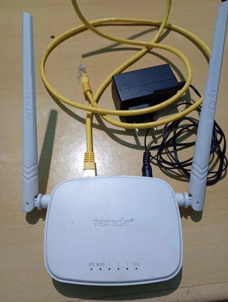 Roteador 100mbps modelo N301 Tenda cor: branco
